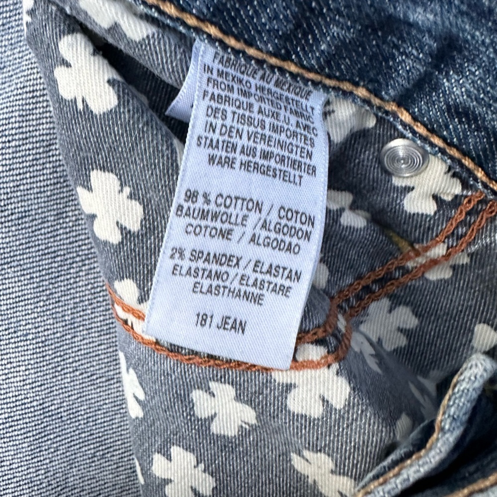 Lucky Brand Men’s Relaxed Fit Blue Jeans - Picture 8 of 8